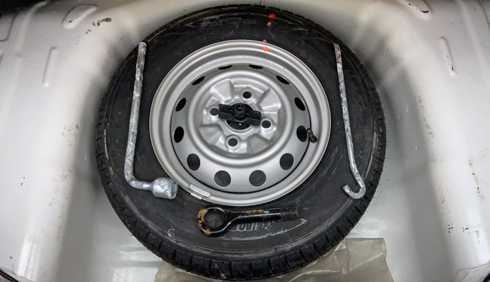 2015 Hyundai Eon ERA PLUS, Petrol, Manual, 24,073 km, Spare Tyre