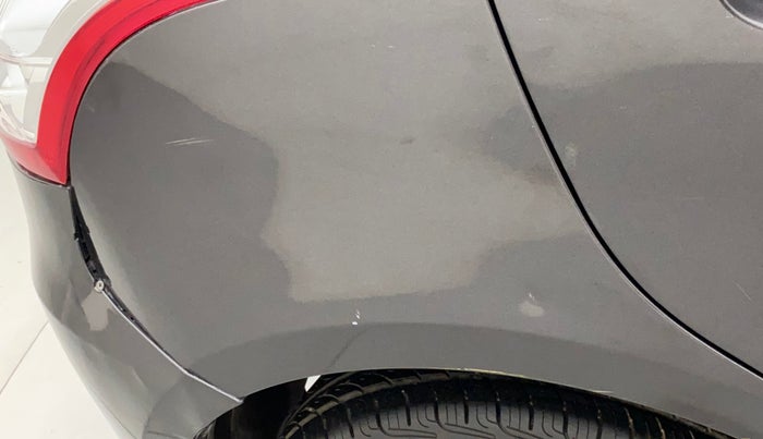2017 Maruti Swift VXI O, Petrol, Manual, 59,084 km, Right quarter panel - Minor scratches