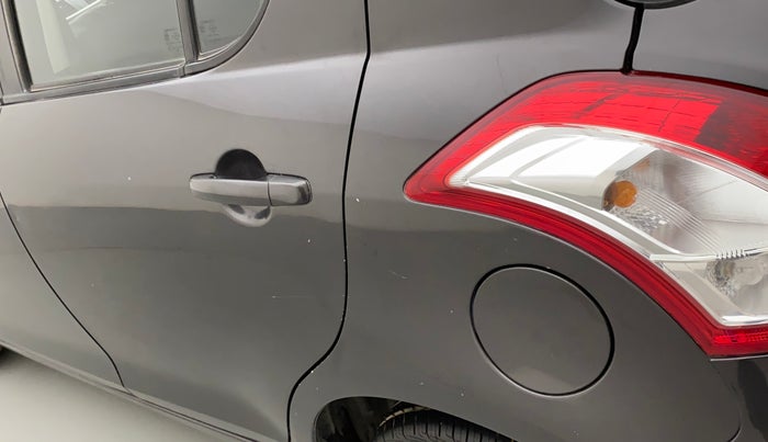 2017 Maruti Swift VXI O, Petrol, Manual, 59,084 km, Left quarter panel - Paint has minor damage