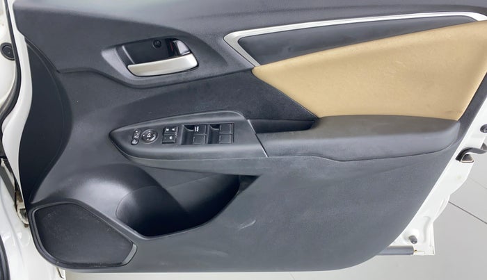 2019 Honda Jazz VX EXCLUSIVE CVT, Petrol, Automatic, 13,801 km, Driver Side Door Panels Control