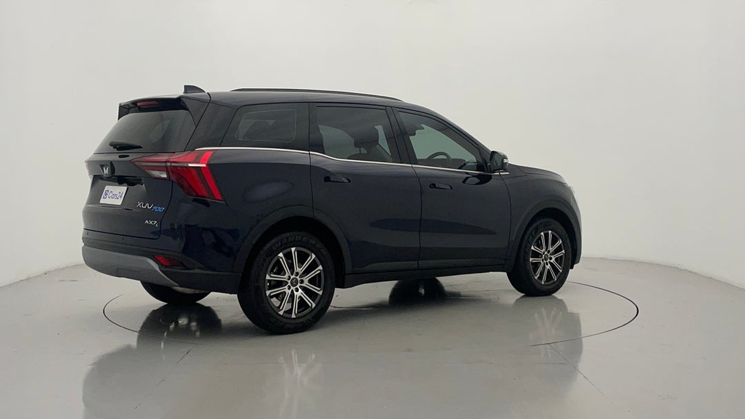 Right Back Diagonal (45- Degree) View