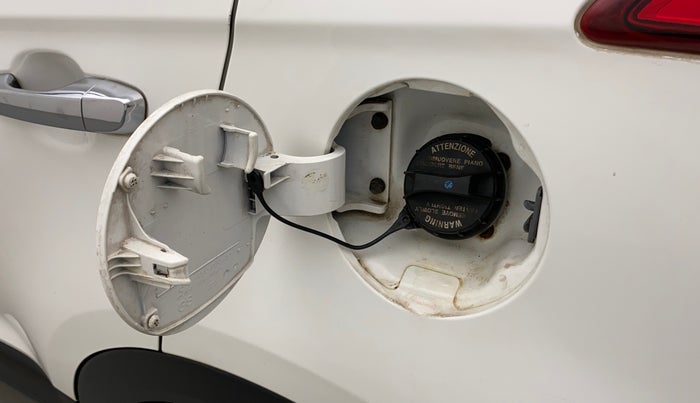 2019 Hyundai Creta SX AT 1.6 PETROL, Petrol, Automatic, 31,227 km, Left quarter panel - Rusted