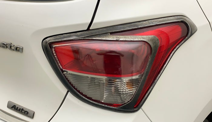 2014 Hyundai Grand i10 ASTA AT 1.2 KAPPA VTVT, Petrol, Automatic, 68,614 km, Right tail light - Chrome has minor damage