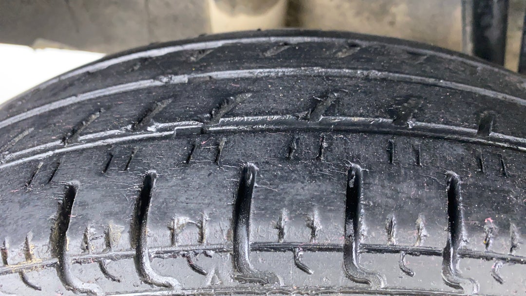 Right Rear Tyre Tread