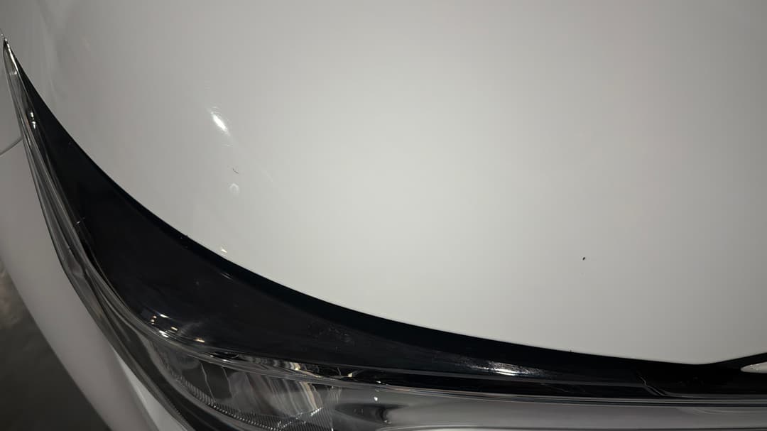 2020 Toyota Corolla Ascent Sport Hybrid, Automatic, 69334 km, Bonnet Chip
