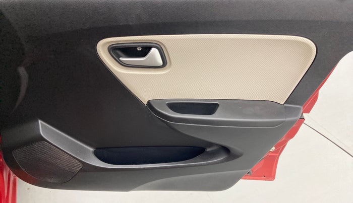 2019 Maruti Alto LXI, Petrol, Manual, 38,898 km, Driver Side Door Panels Control