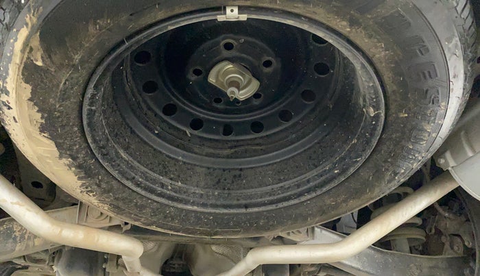2020 Mahindra XUV500 W5, Diesel, Manual, 28,713 km, Spare Tyre