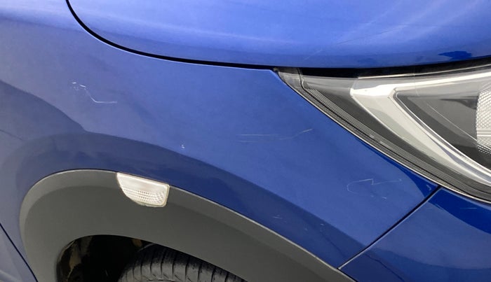 2019 Renault TRIBER 1.0 RXZ, Petrol, Manual, 22,161 km, Right fender - Minor scratches