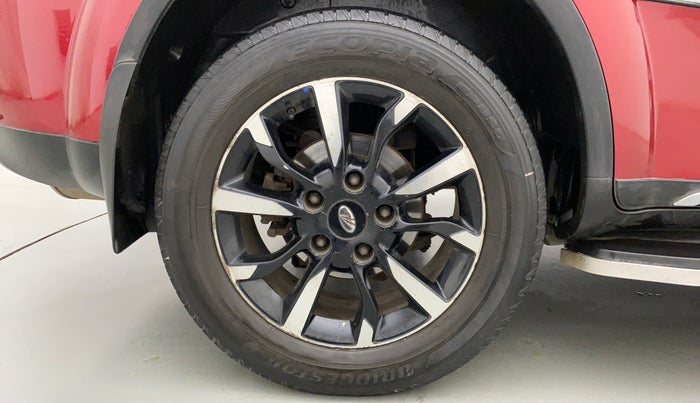 2018 Mahindra XUV500 W11 AT, Diesel, Automatic, 54,467 km, Right Rear Wheel
