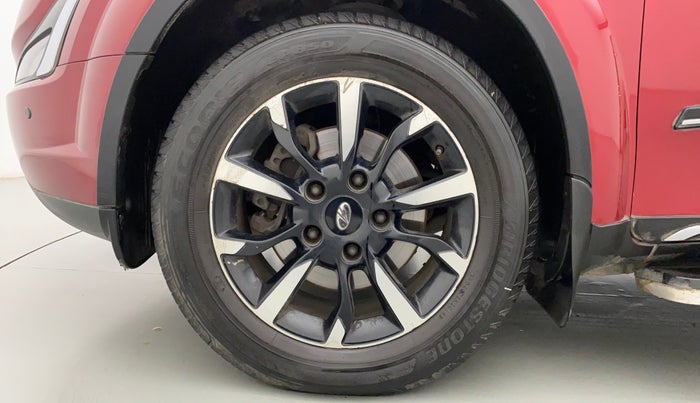 2018 Mahindra XUV500 W11 AT, Diesel, Automatic, 54,467 km, Left Front Wheel