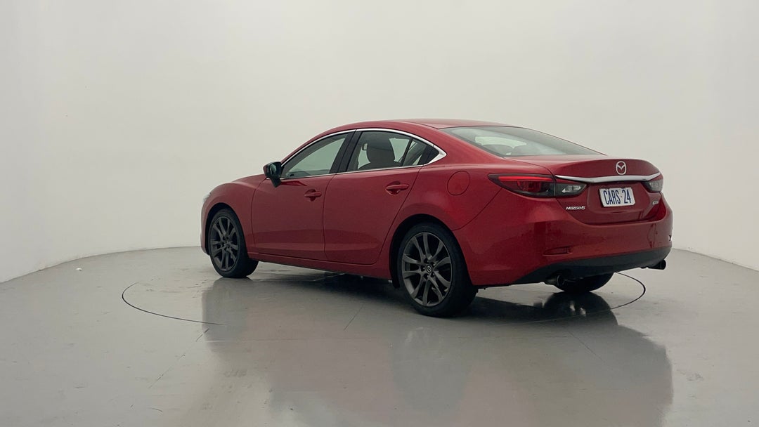 Left Back Diagonal (45- Degree) View