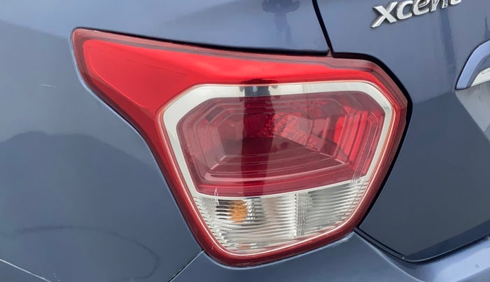 2015 Hyundai Xcent S 1.2, Petrol, Manual, 82,261 km, Left tail light - Minor scratches