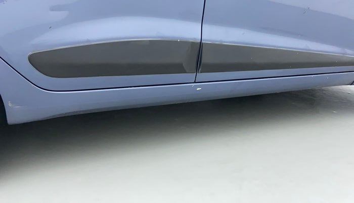 2015 Hyundai Xcent S 1.2, Petrol, Manual, 82,261 km, Right running board - Minor scratches