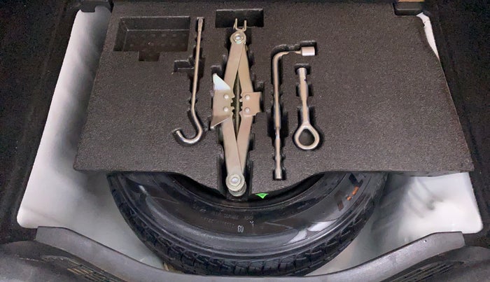 2016 Honda Jazz 1.2 V AT, Petrol, Automatic, 42,593 km, Spare Tyre