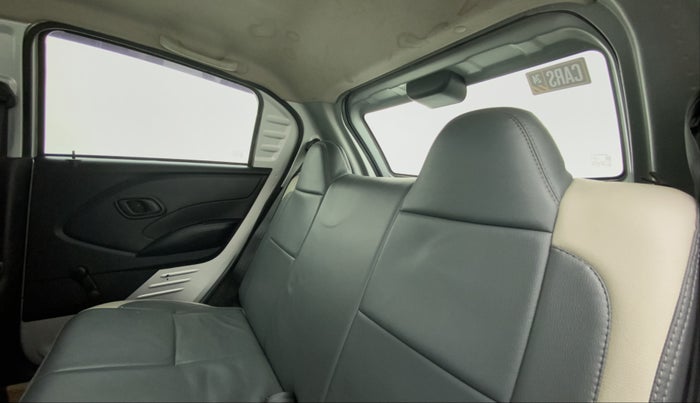 2017 Datsun Redi Go T (O), Petrol, Manual, 79,958 km, Right Side Rear Door Cabin
