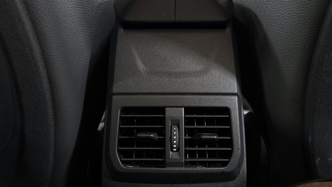 2020 BMW 2 18i M Sport Gran Coupe, Automatic, 34079 km, Rear A/C Vent