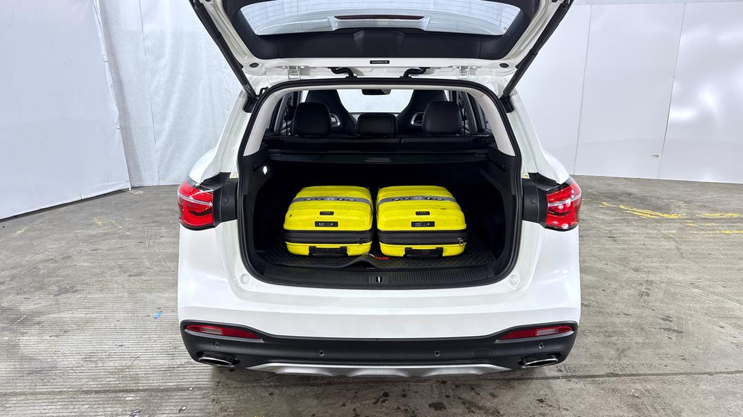 2023 MG HS Essence X, Automatic, 34056 km, Boot Inside View with Luggage