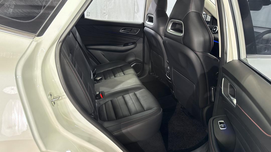 2023 MG HS Essence X, Automatic, 34056 km, Right Side Rear Door Cabin View