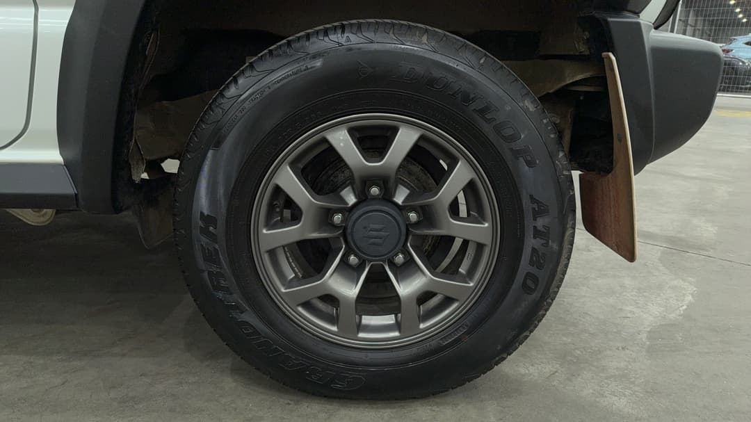 2023 Suzuki Jimny Glx, Manual, 35682 km, Left Rear Wheel