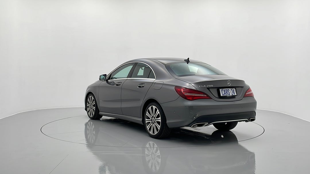 Left Back Diagonal (45- Degree) View