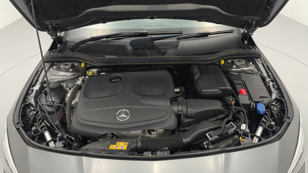 Open Bonnet (Engine)