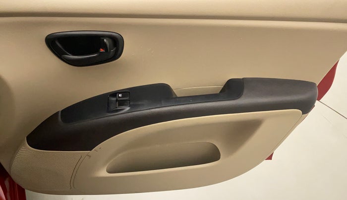 2012 Hyundai i10 ERA 1.1, Petrol, Manual, 31,090 km, Driver Side Door Panels Control