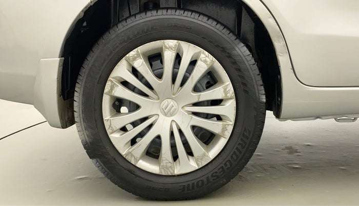 2012 Maruti Ertiga VXI, Petrol, Manual, 91,120 km, Right Rear Wheel