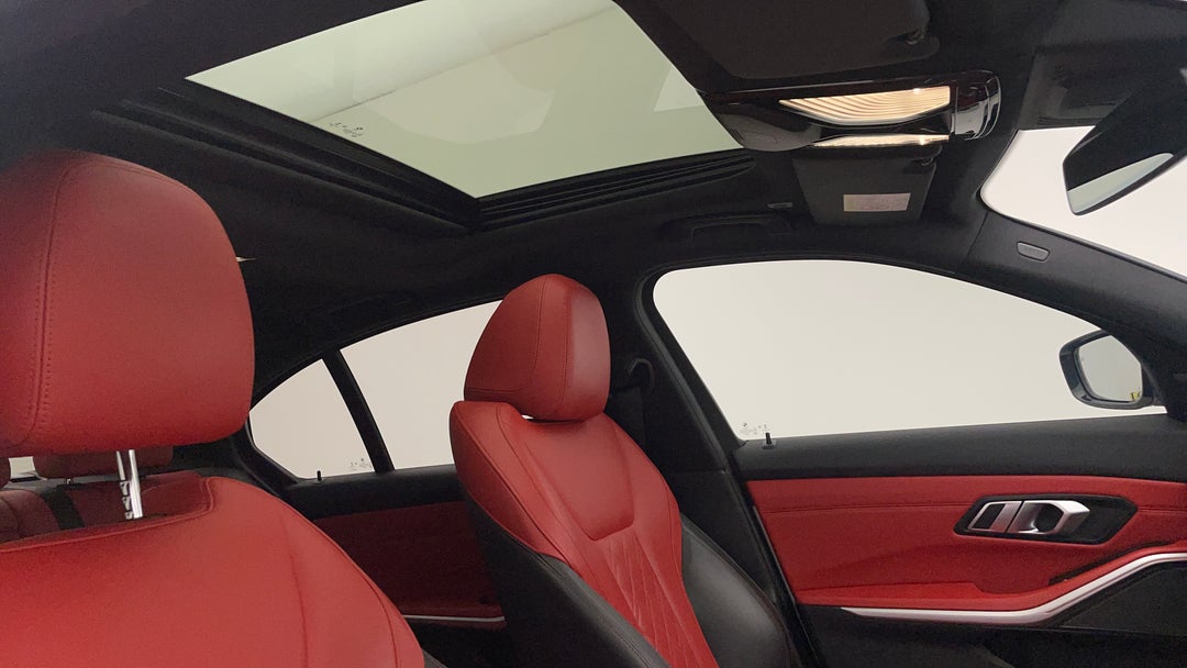 Interior Sunroof/Moonroof