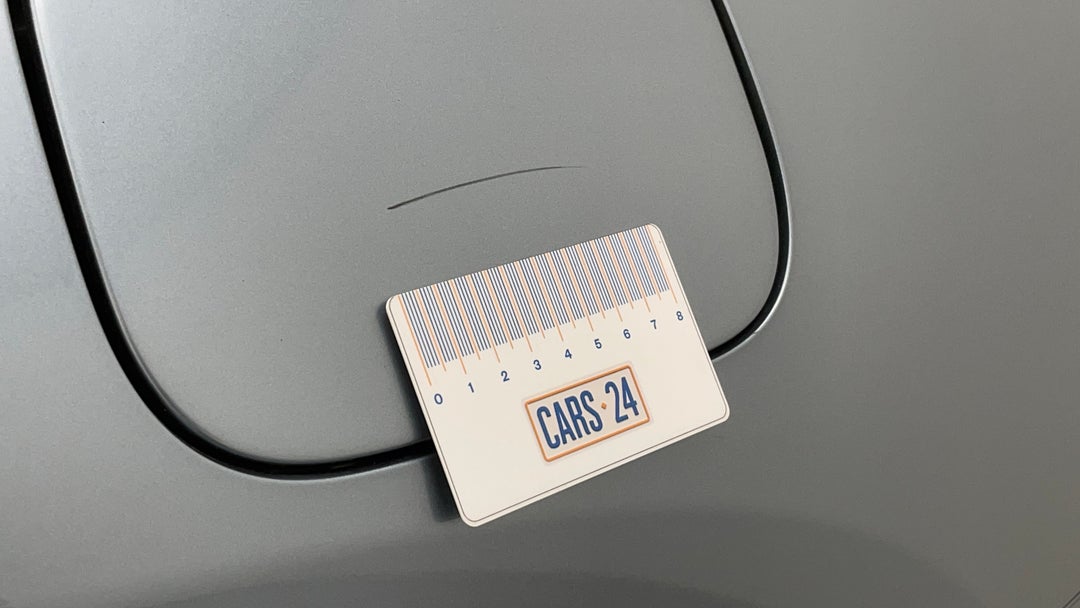 Fuel Door Rear LHS Scratch