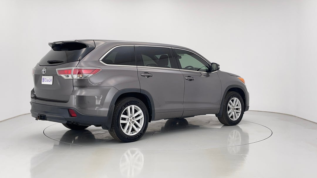 2015 Toyota Kluger Gx (4x2), Automatic, 108357 km, Right Back Diagonal (45- Degree) View