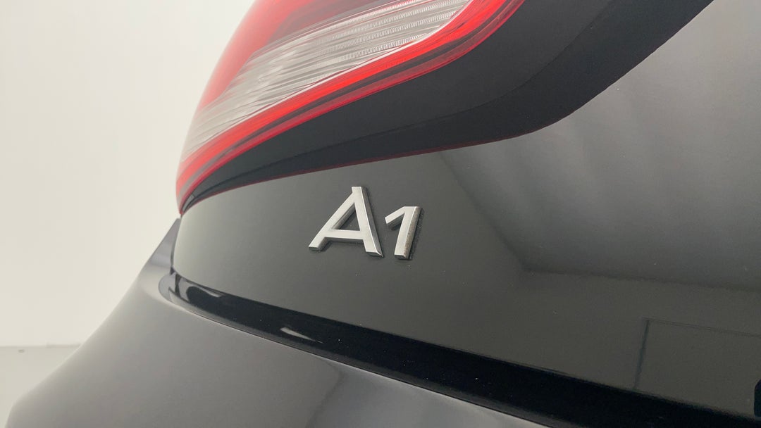 Badge (Boot Left Side)