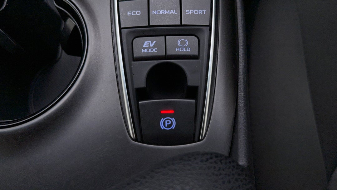 2021 Toyota Camry Ascent + Sat Nav Hybrid, Automatic, 111140 km, Handbrake