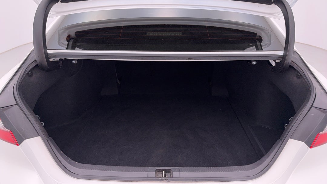 2021 Toyota Camry Ascent + Sat Nav Hybrid, Automatic, 111140 km, Boot Inside View