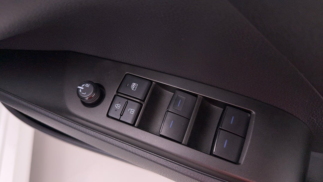 2021 Toyota Camry Ascent + Sat Nav Hybrid, Automatic, 111140 km, Drivers Side Door Panel Controls