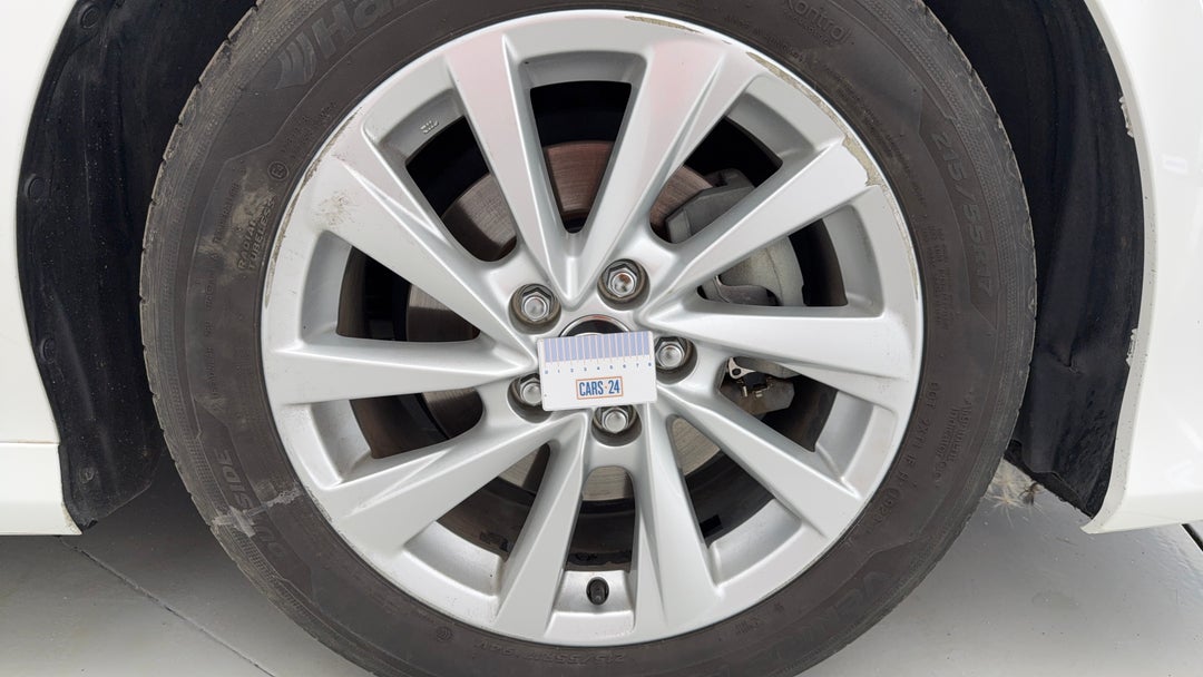 2021 Toyota Camry Ascent + Sat Nav Hybrid, Automatic, 111140 km, Wheels Rim Front RHS Gutter Rash