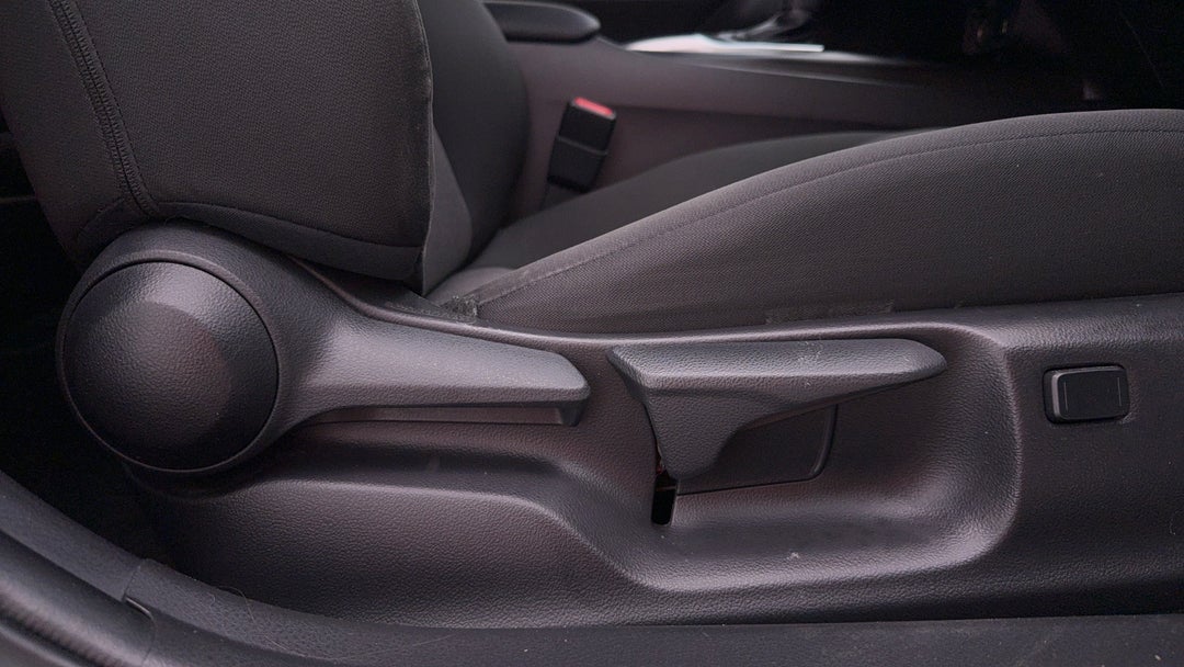 2021 Toyota Camry Ascent + Sat Nav Hybrid, Automatic, 111140 km, Drivers Side Adjustment Panel