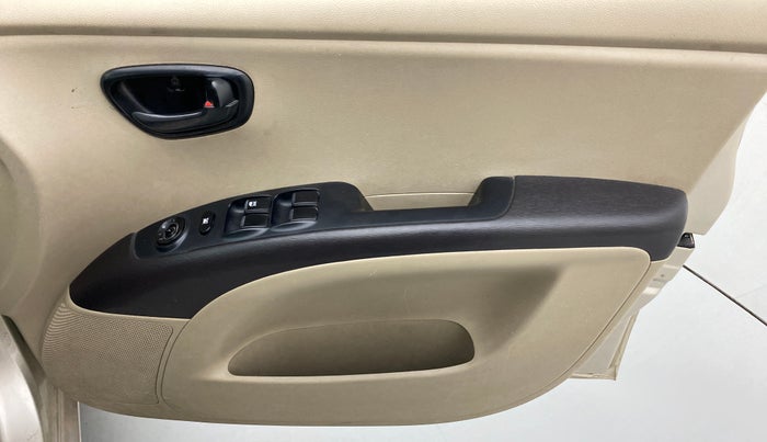 2013 Hyundai i10 MAGNA 1.2, Petrol, Manual, 81,379 km, Driver Side Door Panels Control