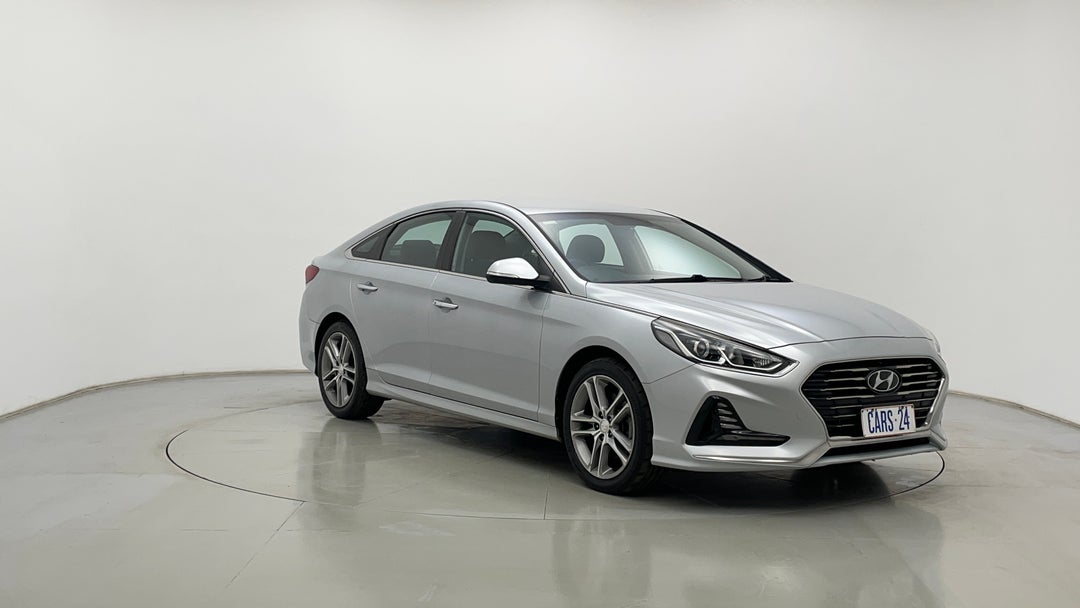 Right Front Diagonal (45- Degree) View