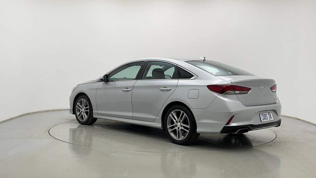 Left Back Diagonal (45- Degree) View