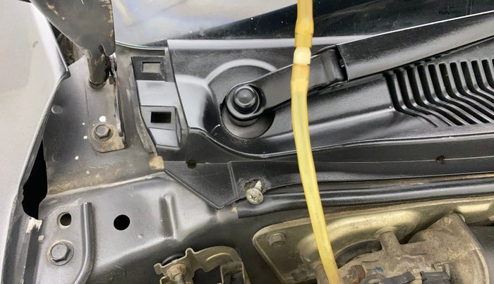 2015 Maruti Alto 800 LXI, Petrol, Manual, 53,965 km, Bonnet (hood) - Cowl vent panel has minor damage