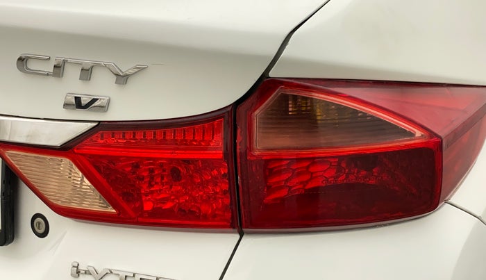 2015 Honda City 1.5L I-VTEC V MT, Petrol, Manual, 64,944 km, Right tail light - Faded