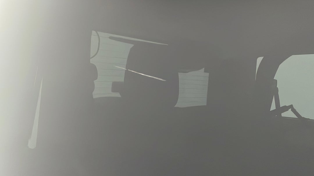 Window Glass Rear RHS Scratch