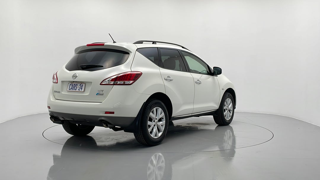 Right Back Diagonal (45- Degree) View