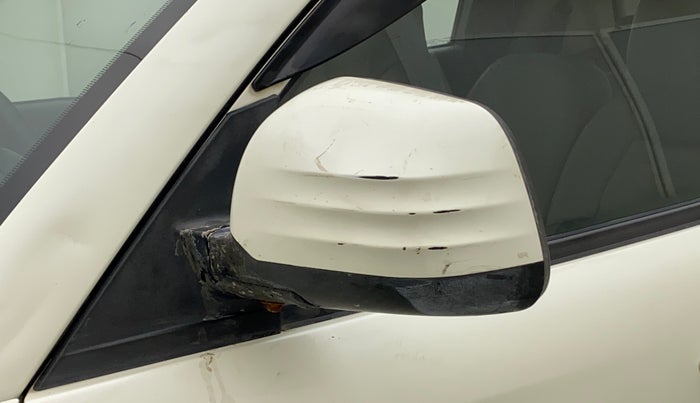 2018 Mahindra KUV 100 NXT K4+ P 6 STR, Petrol, Manual, 55,590 km, Left rear-view mirror - Minor scratches