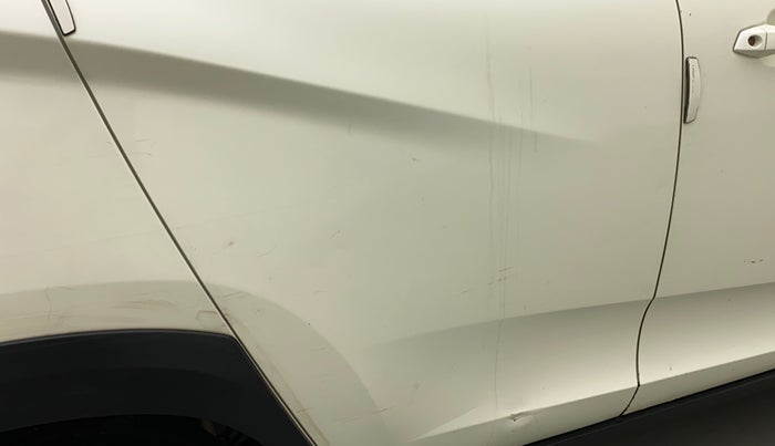 2018 Mahindra KUV 100 NXT K4+ P 6 STR, Petrol, Manual, 55,590 km, Right rear door - Minor scratches