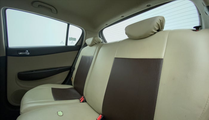 2014 Hyundai i20 SPORTZ 1.2 VTVT, Petrol, Manual, 49,500 km, Right Side Rear Door Cabin