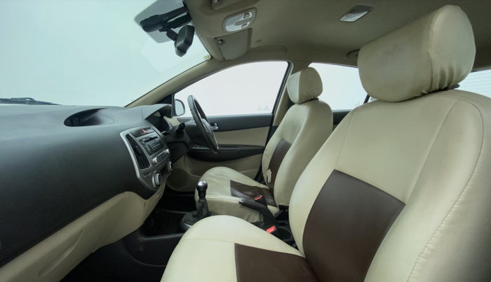 2014 Hyundai i20 SPORTZ 1.2 VTVT, Petrol, Manual, 49,500 km, Right Side Front Door Cabin