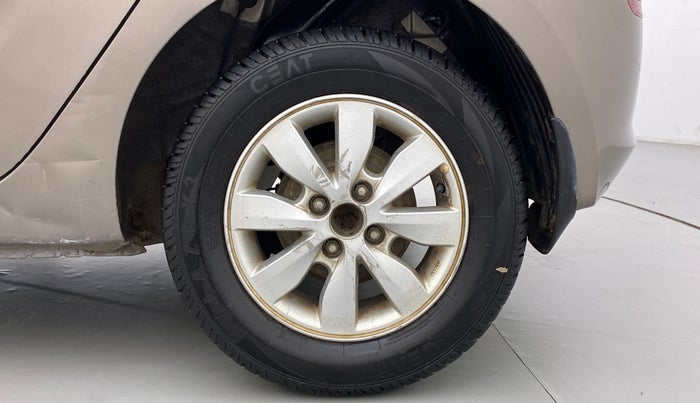 2014 Hyundai i20 SPORTZ 1.2 VTVT, Petrol, Manual, 49,500 km, Left Rear Wheel