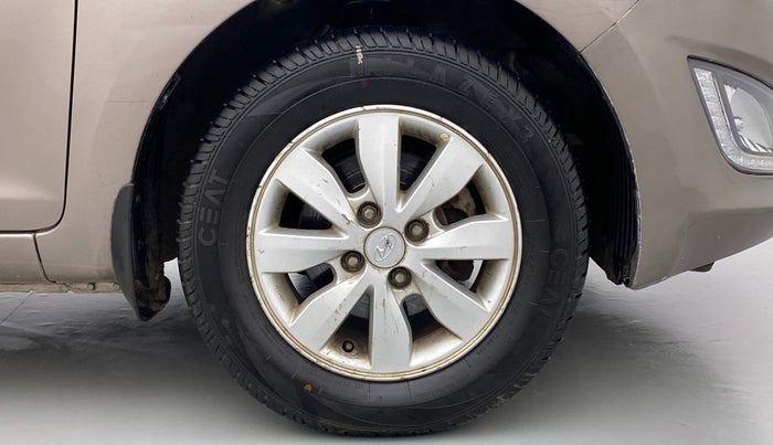 2014 Hyundai i20 SPORTZ 1.2 VTVT, Petrol, Manual, 49,500 km, Right Front Wheel