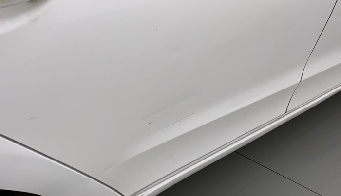2017 Hyundai Elite i20 MAGNA EXECUTIVE 1.2, Petrol, Manual, 63,963 km, Right rear door - Minor scratches